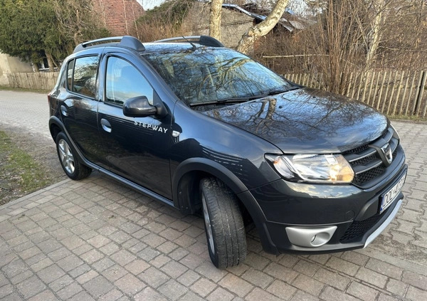 Dacia Sandero cena 35700 przebieg: 59664, rok produkcji 2016 z Malbork małe 781